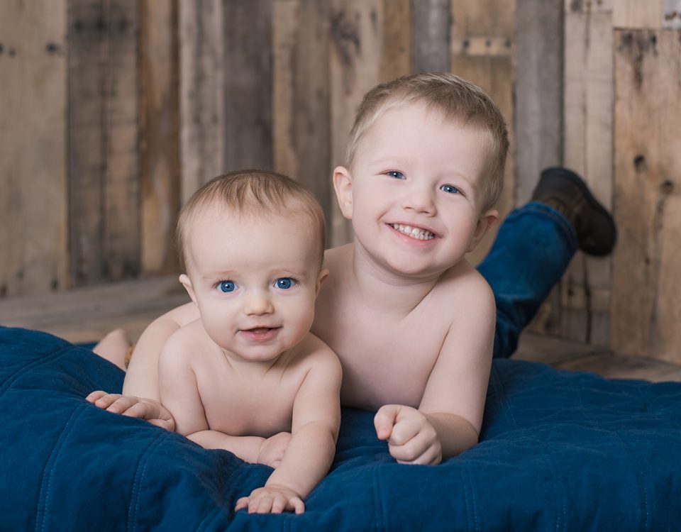 Lafayette Indiana Photographer | Lafayette IN Photographers | Brother Photos | Family Photos | Luminant Photography | Second Level Studios | Victoria Rayburn