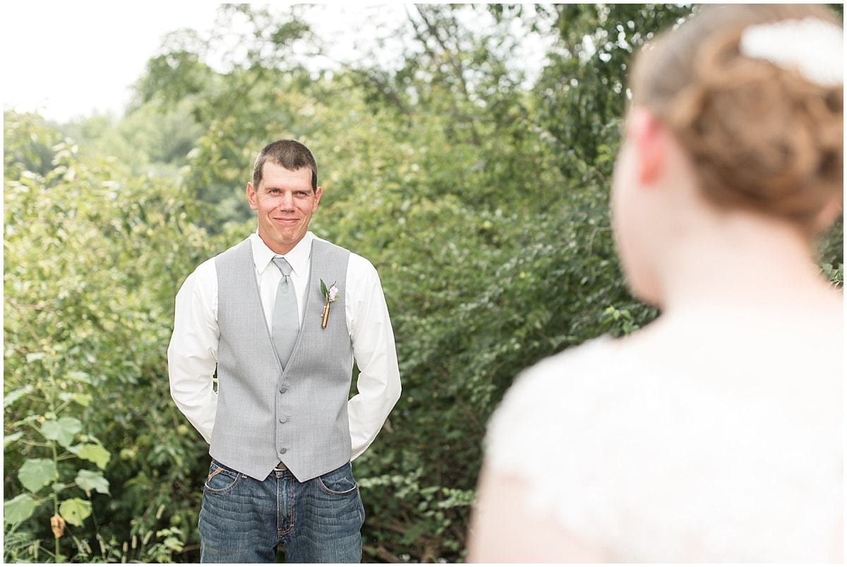 Jordan and Hanna Guimond had a country wedding at The Barn in Lafayette, Indiana. 