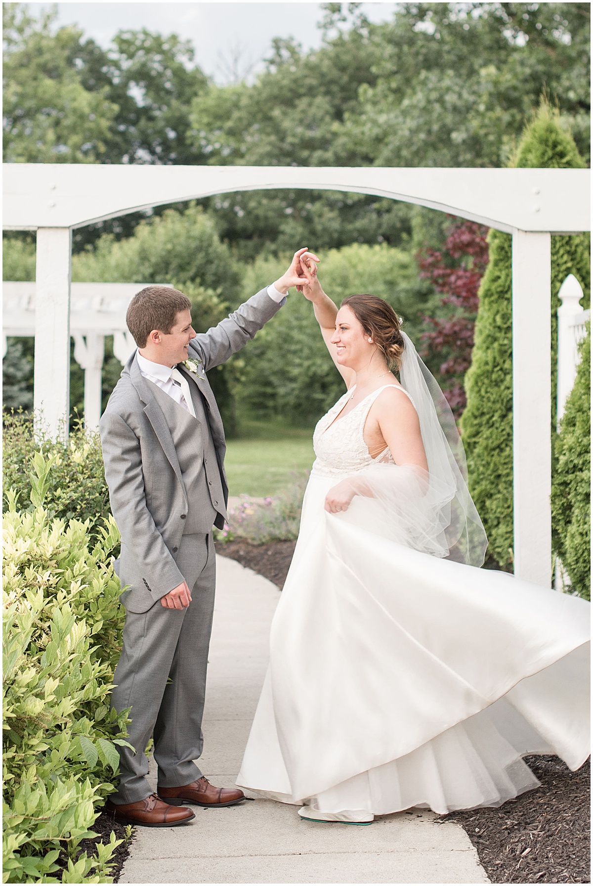 Wedding in Indianapolis photographed by Victoria Rayburn Photography