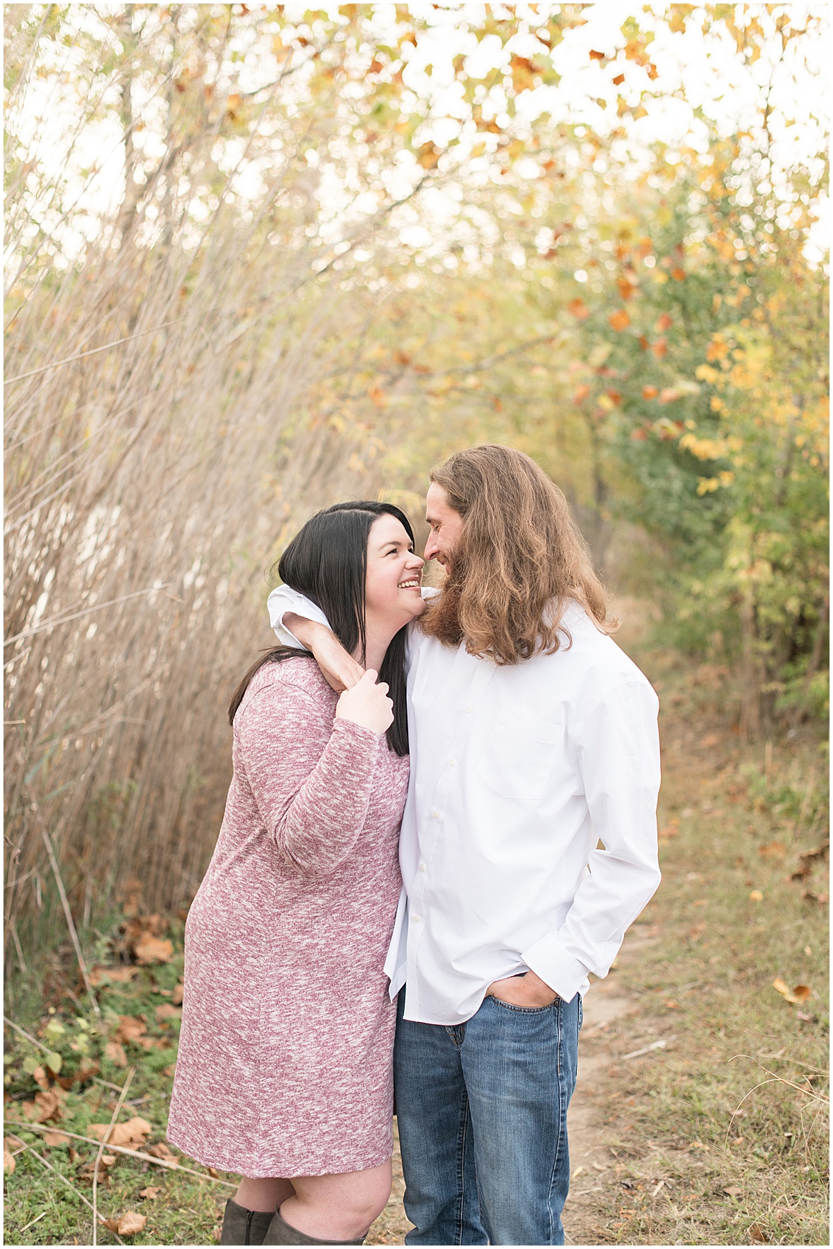 Fall Fairfield Lakes Park engagement photos in Lafayette, Indiana