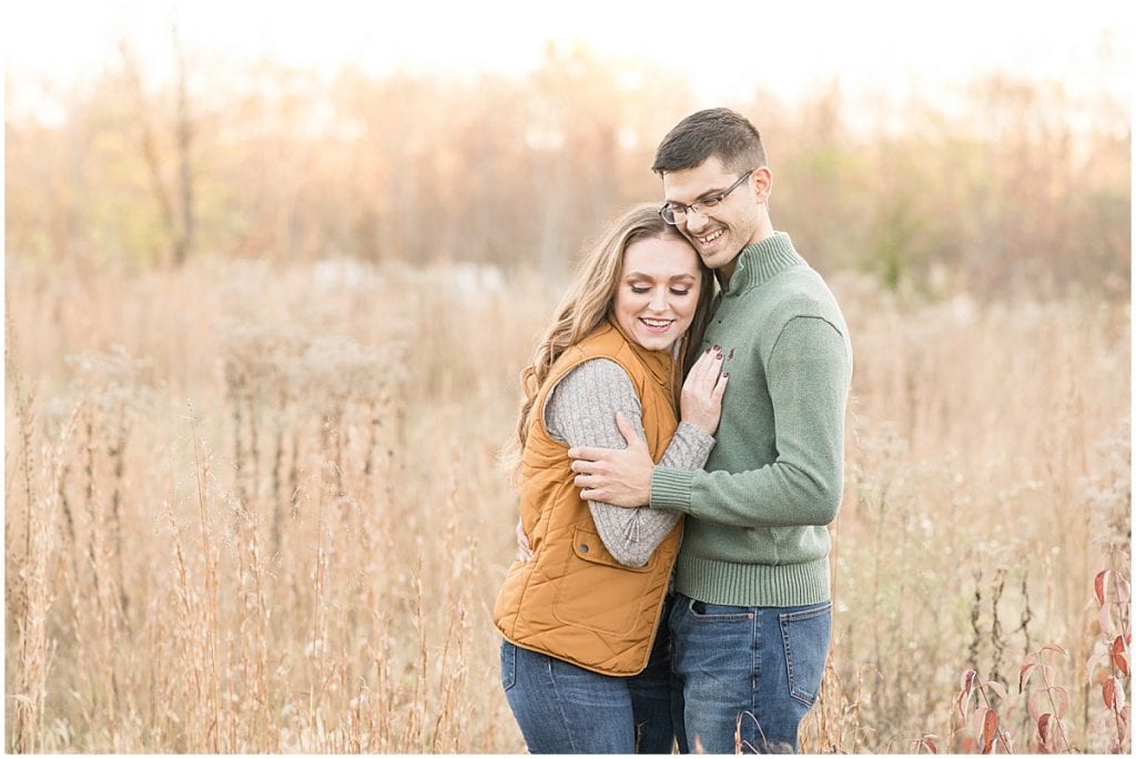 Fall engagement photos at Fairfield Lakes Park in Lafayette, Indiana by Victoria Rayburn Photography
