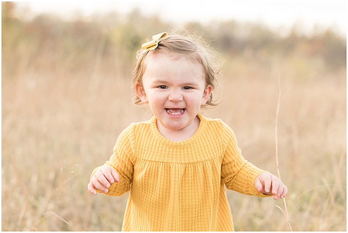 Fall family photos at Fairfield Lakes Park in Lafayette, Indiana
