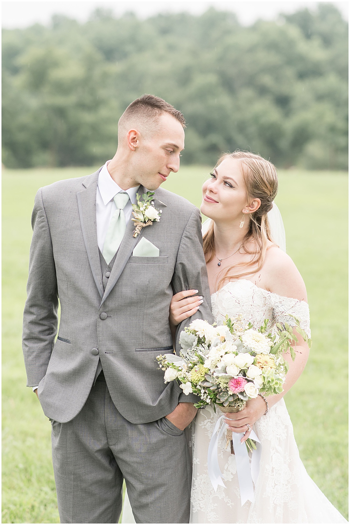 Just married photos after Whippoorwill Hill wedding in Bloomington, Indiana by Victoria Rayburn Photography