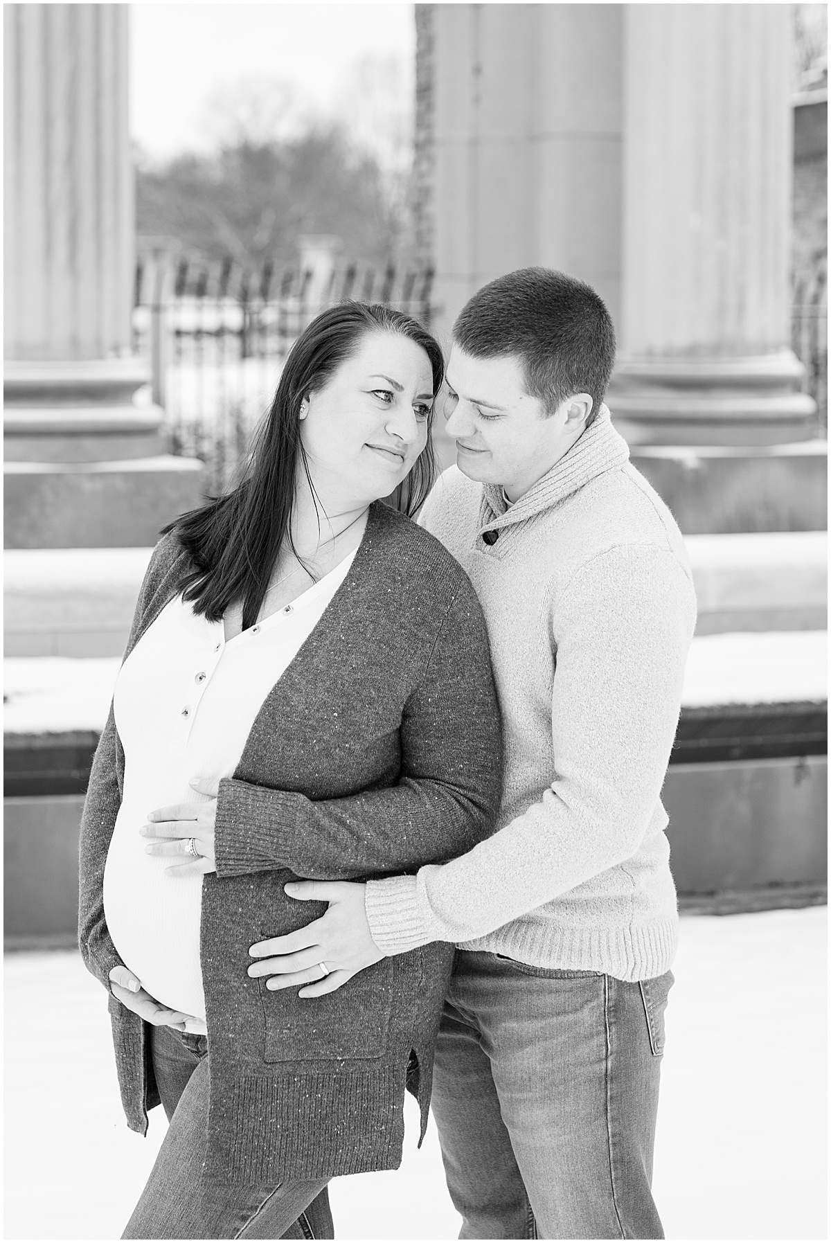 Holliday Park maternity photos in Indianapolis with snow