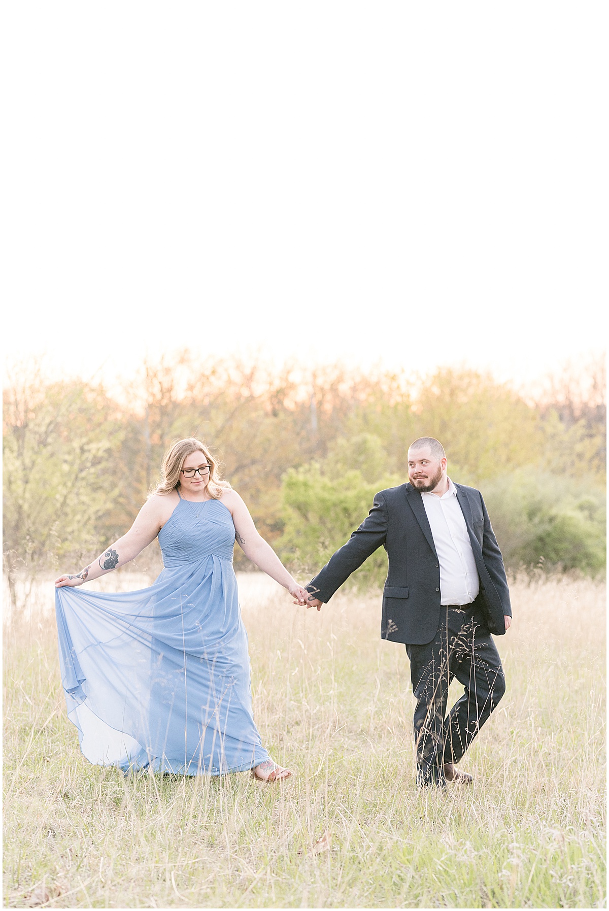 Spring engagement photos at Fairfield Lakes Park in Lafayette, Indiana