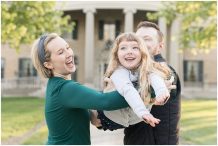 Spring family photos at The Haan Mansion in Lafayette, Indiana