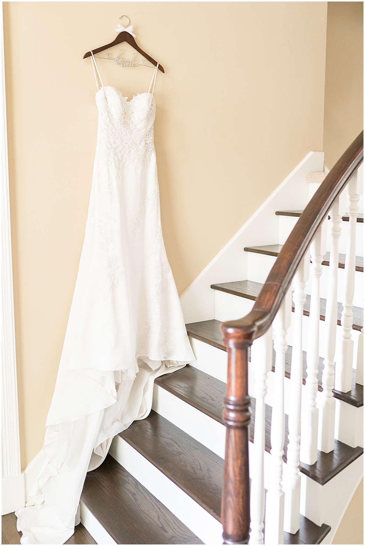 Bridal details at River Glen Country Club wedding in Fishers, Indiana