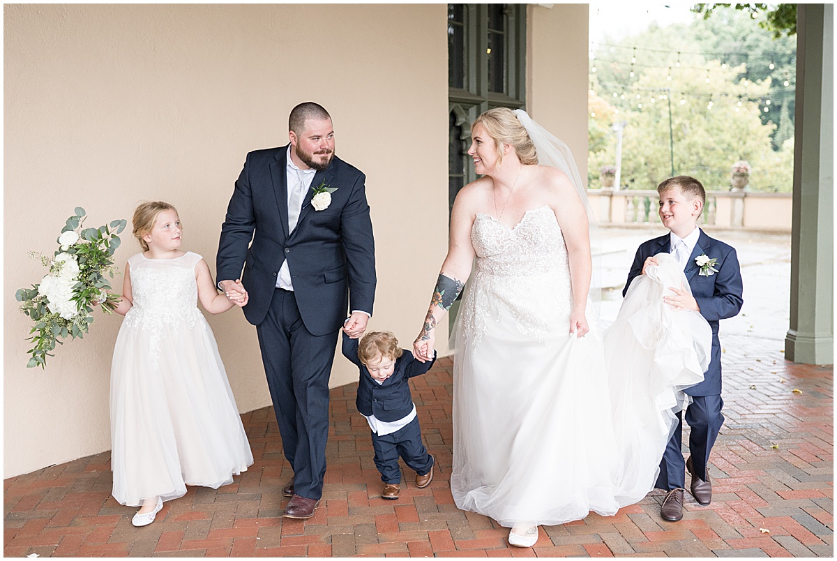 Family photos at Fowler House Mansion wedding in Lafayette, Indiana by Victoria Rayburn Photography