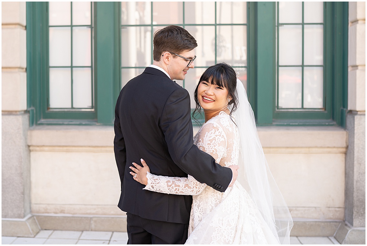 Bride and groom portraits in downtown Indianapolis